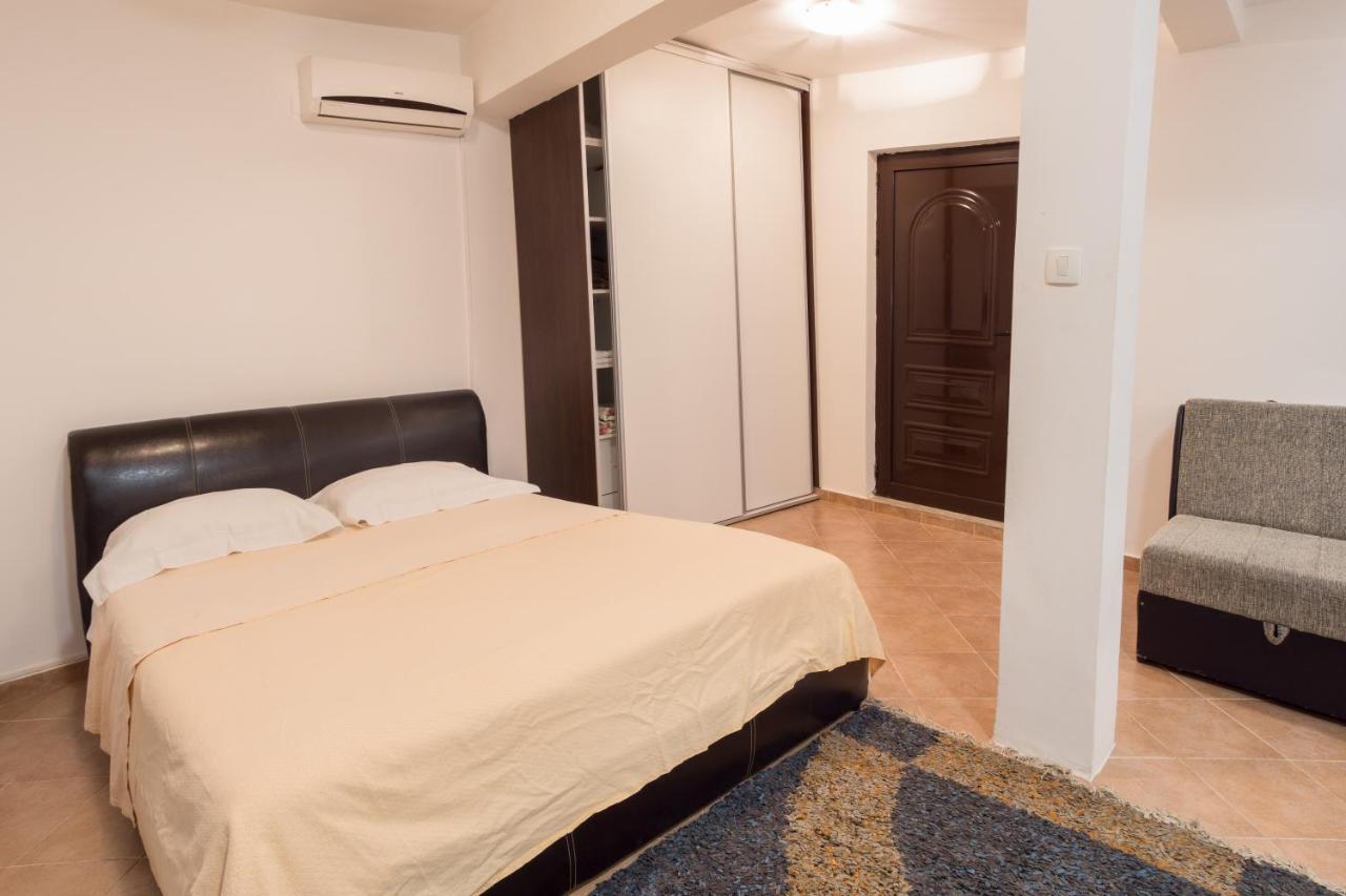 Bologna Apartments Будва Екстер'єр фото